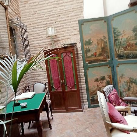 Hostal Casa Del Buen Viaje Seville Luaran gambar